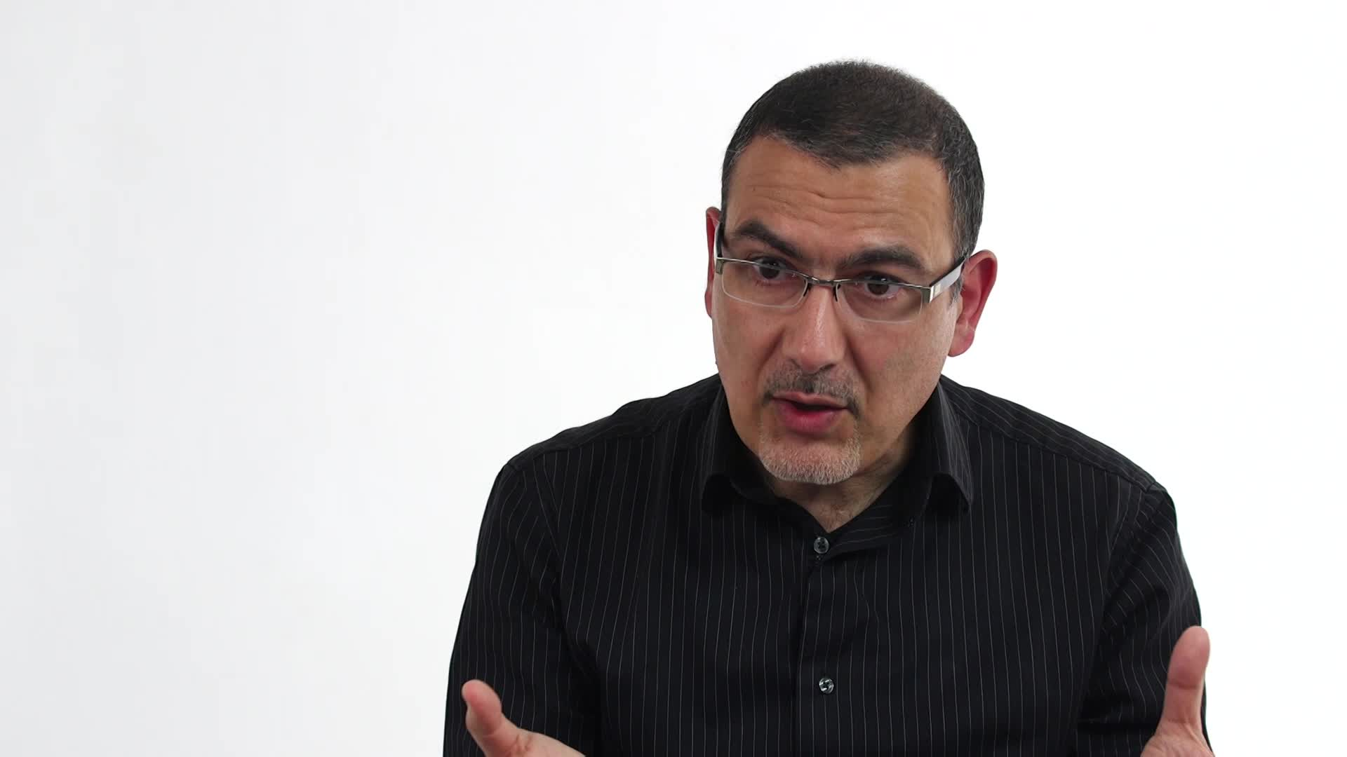 Oméro MARONGIU-V2-1