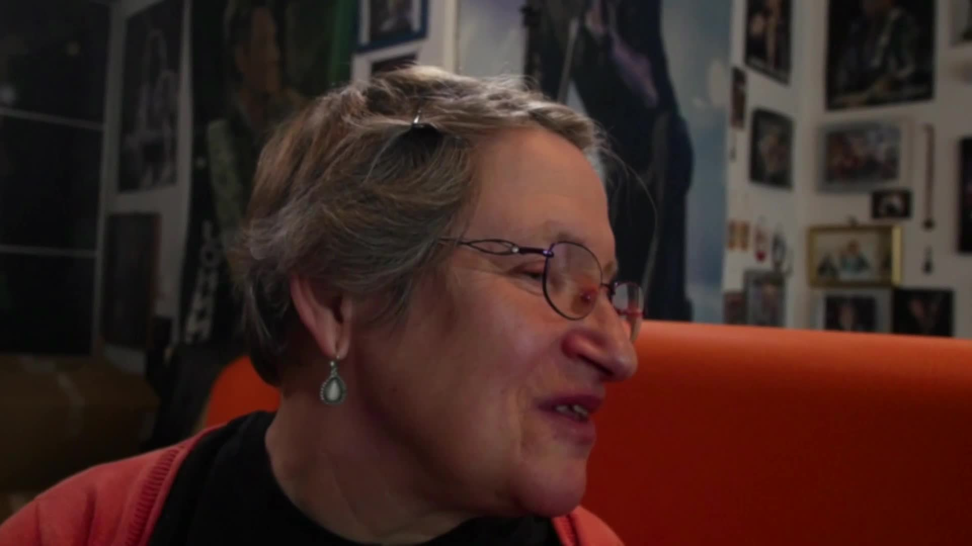 2. Confessions publiques Mon mec préfère Johnny